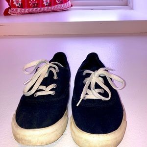 Black Casual Shoe Brand: Keds Size:9